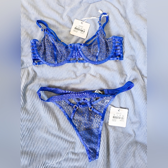 Honey Birdette Dooley 2pc Set in Electrifying Blue – NWT - Picture 3 of 4